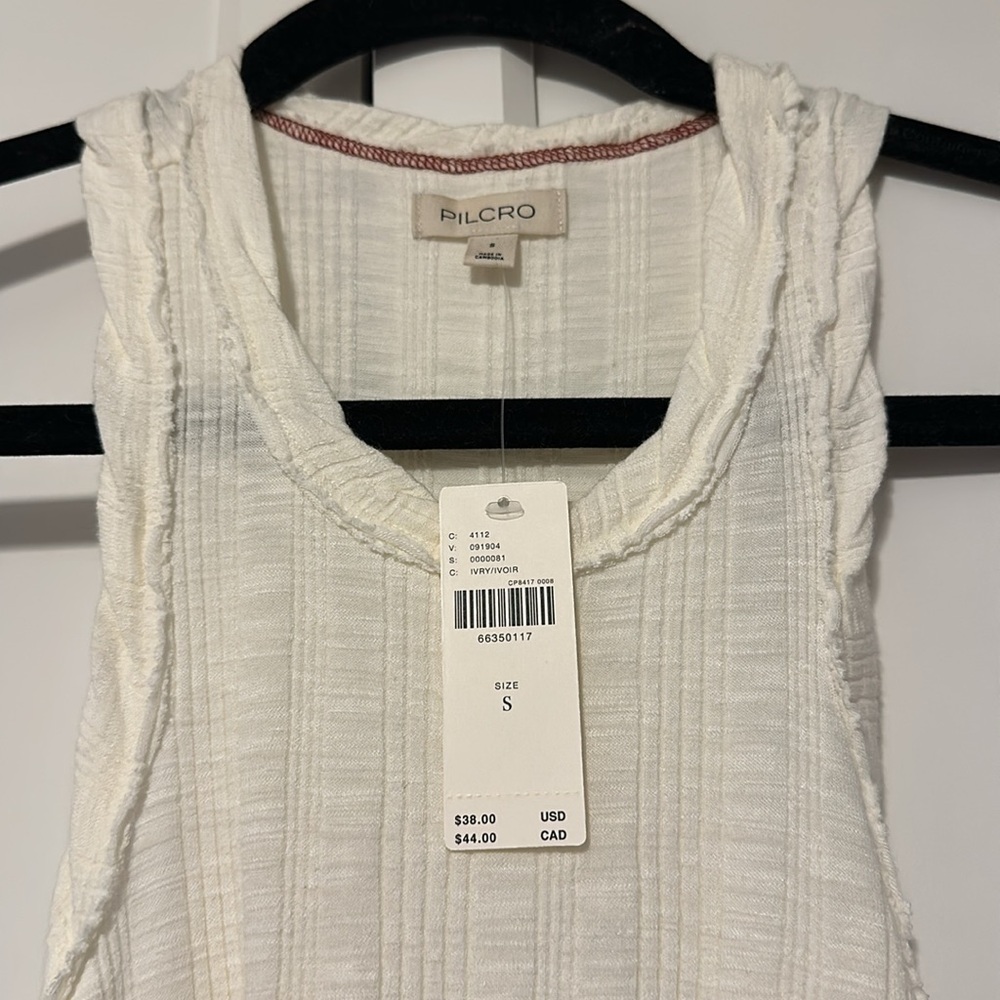 PILCRO Ivory Ribbed Tank - Picture 2 of 3